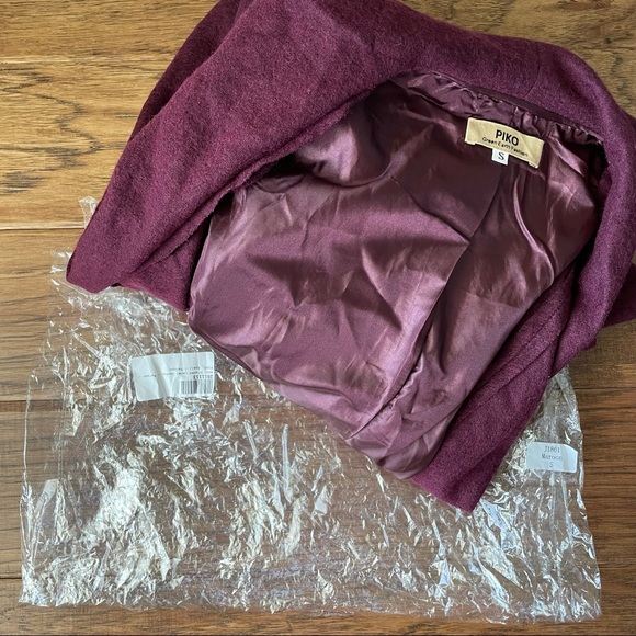 Piko Wool draped lapel jacket - Picture 3 of 5